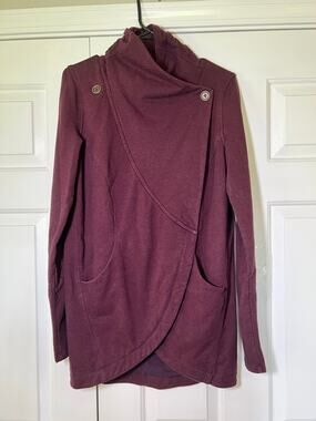 Lululemon size 8 That’s a Wrap Jacket